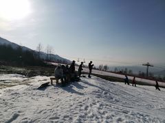 -鳌山滑雪度假区