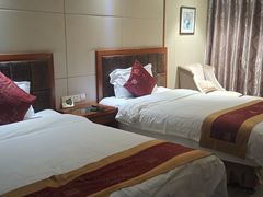 -龙翔酒店(成都龙泉驿地铁站店)