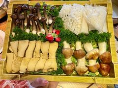 -慢丽江·云南野生菌土鸡锅(付家庄店)