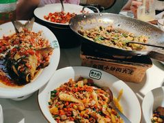 -费大厨辣椒炒肉(高铁吾悦广场店)