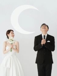 -樱花婚纱摄影