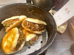 酥皮肉夹馍-甄御•海鲜新青岛菜(麦岛店)