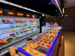 -涨巢·潮玩水疗局