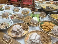 -六合居·明厨亮灶餐厅(成双大道店)