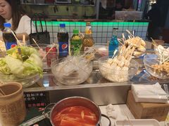 -百品聚旋转火锅(号外店)