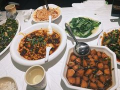 -华光驿站私房菜·黑金冠