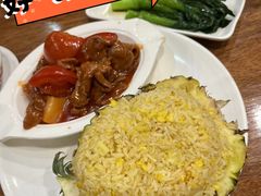 原汁菠萝牛肉饭-正德顺順德雙皮奶(中信店)