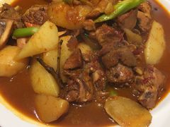 新疆大盘鸡-清真·玛丽亚新疆菜主题餐厅(浙江中路店)