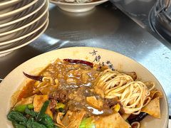 -方铲铲·成都板凳面(滨江银泰店)