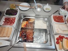 -海底捞火锅(杭州滨江九宜城店)