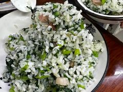 -胡子饮食店