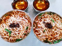 -正宗杨记普洱酸醋米线(总店)