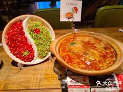 -麻辣总动员·川派海鲜·现炒浇头面·自贡菜(五彩城店)