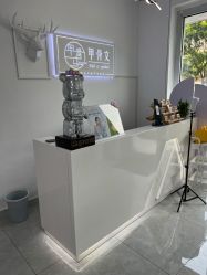 前台-甲骨文美甲美睫美容化妆