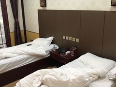 -大连步云山老汤度假山庄