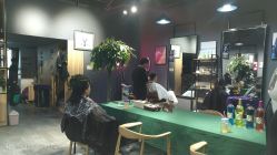 -MOVAN  HAIR莫凡匠人发型屋
