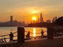 -肯德基(汤逊湖店)