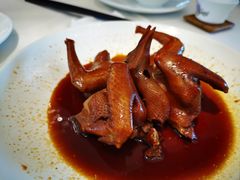 瑞士汁乳鸽-侨美·唐荔园·40年地道粤菜