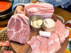 -唯成•韩国炭火烤肉 유성고기
