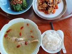 -爱月宝月嫂·育儿嫂(哈尔滨总店)