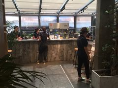 -HIGH FIVE哈福手工汉堡(桂林路店)