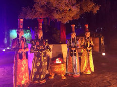 迎宾礼仪小姐-大汗行宫园林餐厅