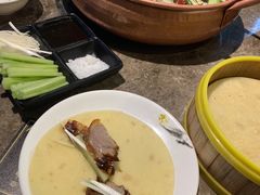 -三人行骨头王火锅(长寿店)