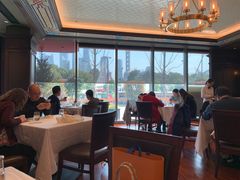 靠窗位-Wolfgang’s Steakhouse 沃夫冈牛排馆(上海白玉兰广场店)