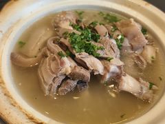 -钟楼酒店(临源街店)