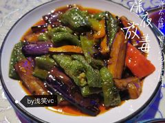 -巴特餐饮6加1音乐餐吧·新疆菜