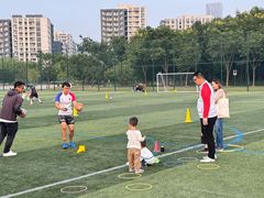 -Riverside河畔少儿足球培训(前滩店)