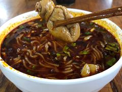 帽结子肥肠粉-白家高记肥肠粉(总店)