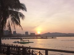 -JW万豪厨房餐厅·滨海草坪烧烤·海鲜·海景(三亚绿发山海天JW万豪酒店)