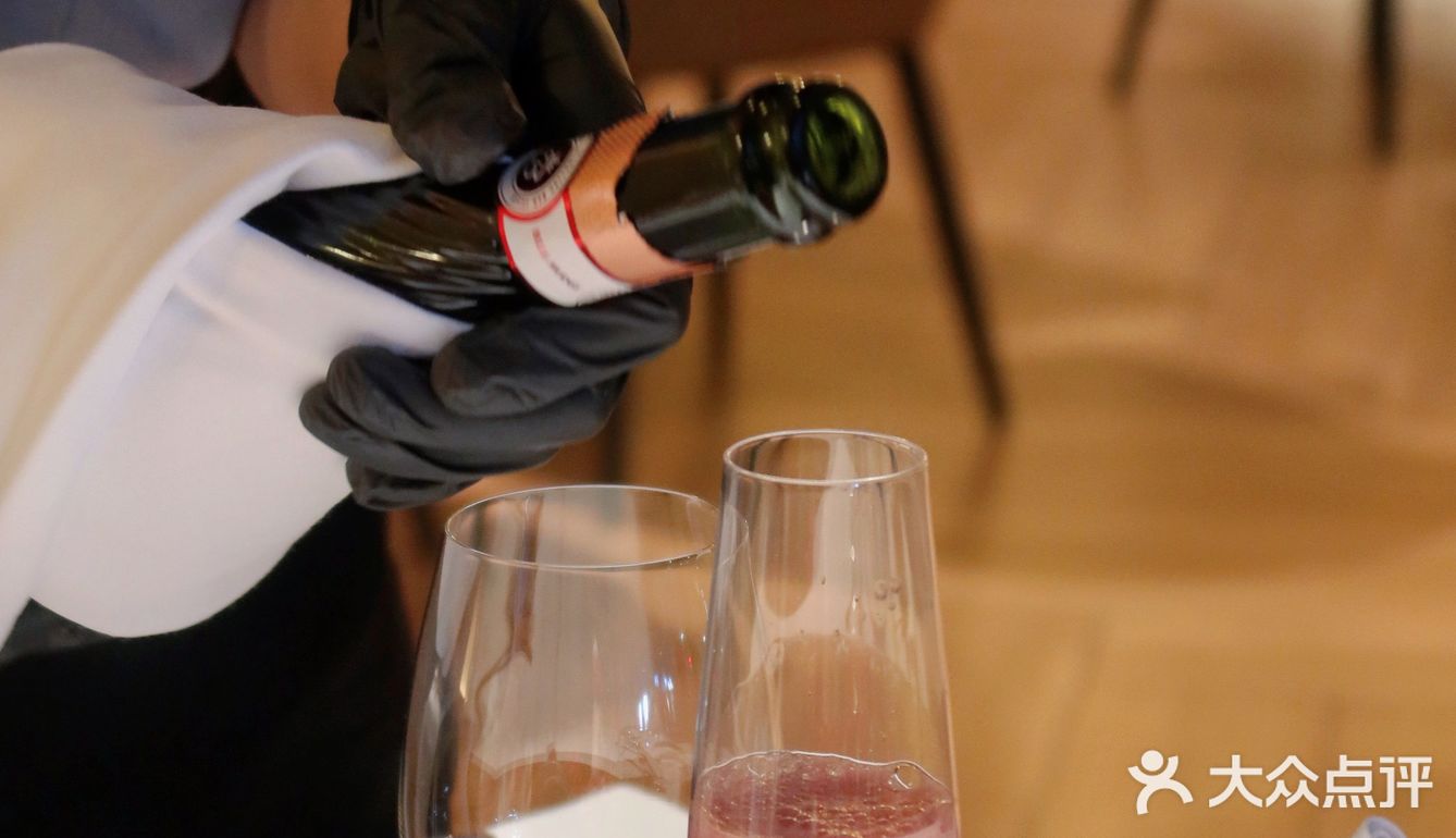 🌹东莞Bistro |可能是酒吧街坠棒法式餐酒馆