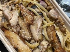烟熏鸡肉佐菌菇意大利扁面-JPG canteen(广州寺右公馆店)