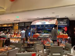 -松咖啡自助餐厅·松北香格里拉