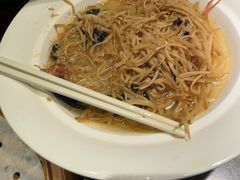 -吴越荣记苏州菜·松鼠桂鱼100%活鱼现做(斜塘老街店)