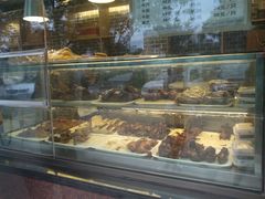 面包甜点陈列柜-老城南食府(宣武门东大街店)