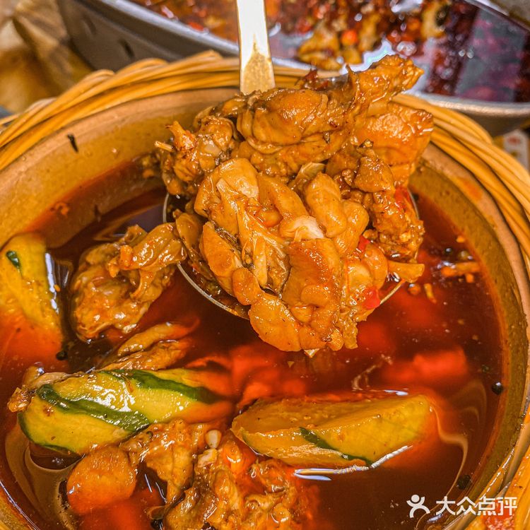 为了这盘夺命鸭脑壳！我愿意永远留在重庆！