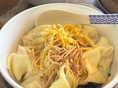 -笑来喜馄饨小笼工坊店(湖滨街店)