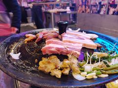 -豚豚家돈돈가韩国锅盖烤肉(新北万达店)