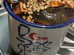 -马路牙子烧烤音乐酒馆(望京店)