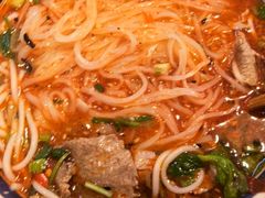 -云阿蛮云南生烫牛肉米线(奉贤路店)