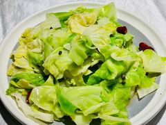 炝炒圆白菜-雲蜀龙阁·金牌水煮鱼(方庄店)