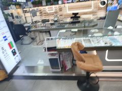 -横岗眼镜城