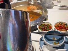 -左庭右院鲜牛肉火锅(金山万达店)