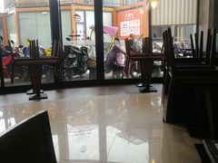 -必胜客(WOW南雄店)