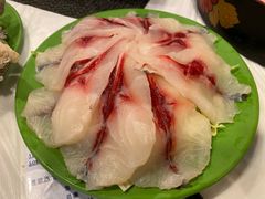 -鲜入围煮花胶鸡海鲜火锅