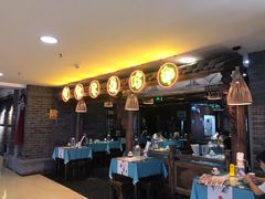 -张氏宽窄巷成都名小吃(茂业百货华强北店)