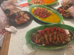 -沪小胖·小龙虾·蓝龙王(八佰伴店)